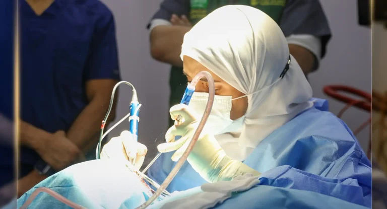 اليوم الثاني من زراعة الأمل... عمليات زراعة القوقعة في نيروبي