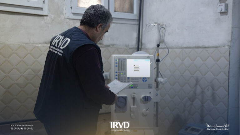 تسليم 20 جهاز غسيل كلوي لمشفى الرقة الوطني بدعم من جمعية الأمين لتحسين خدمات مرضى الكلى